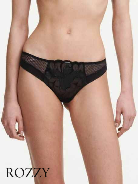 Трусы стринги Chantelle Fleurs Signature C12Q90 черный